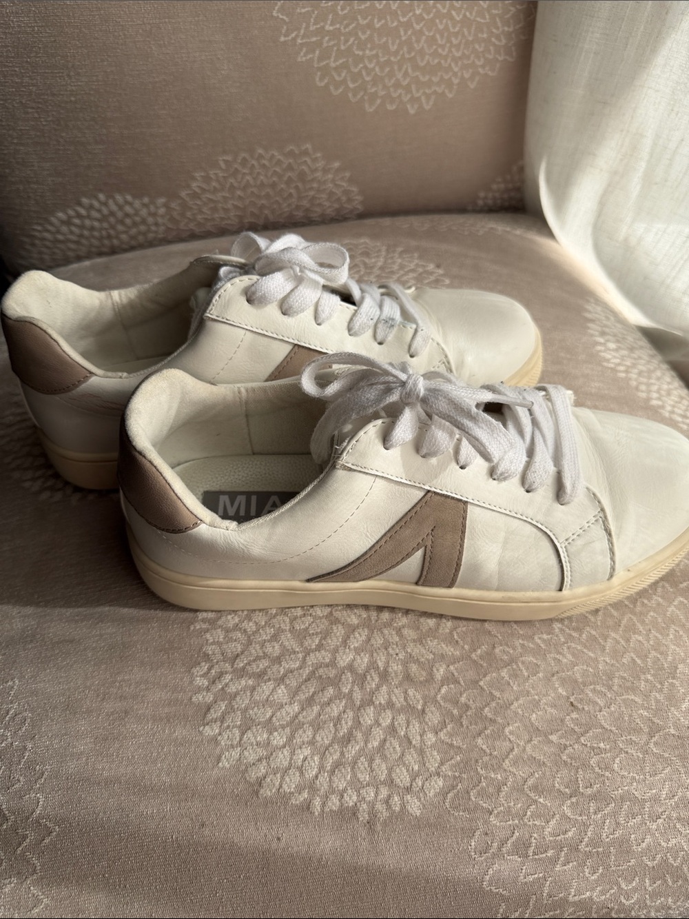 MIA White and Light Brown Low-Top Sneakers